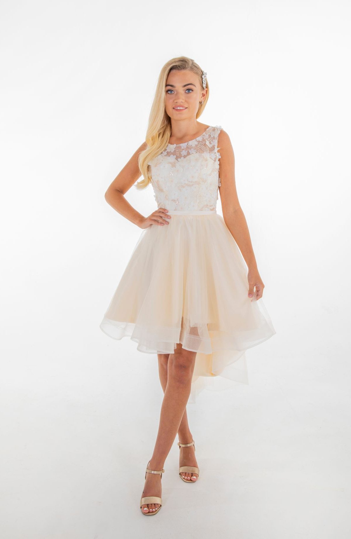 model in julianna bridesmaids dress